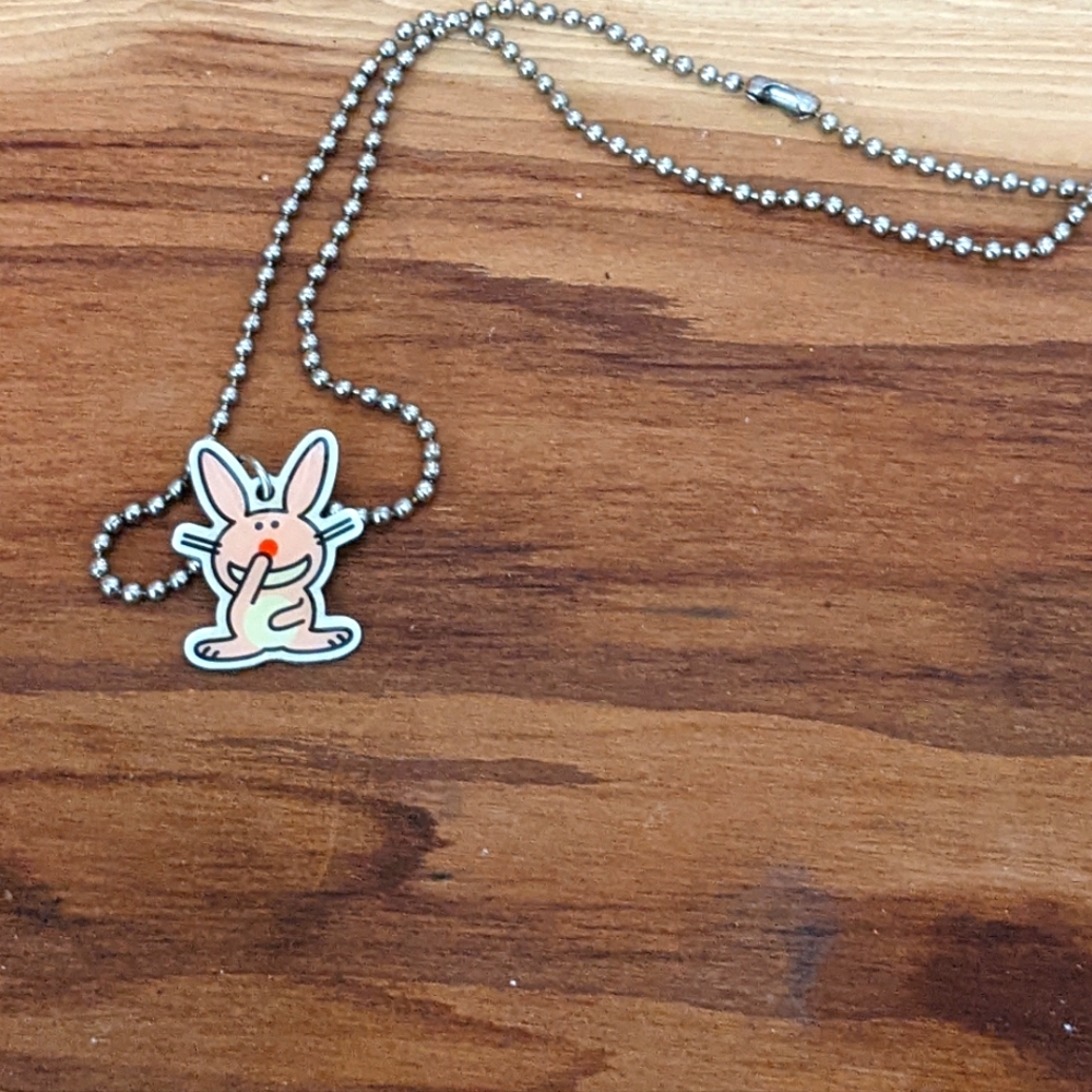 Silver tone necklace